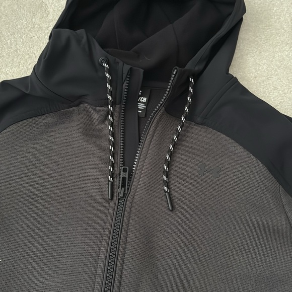 Black and Gray Hooded hoodie under armour - Picture 3 of 5